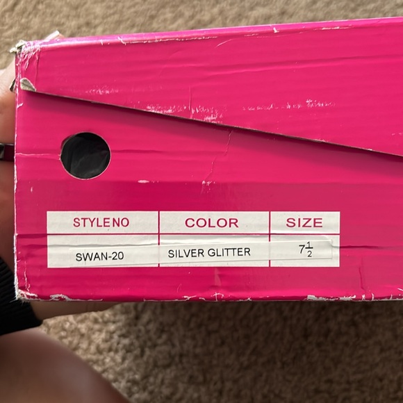 Dream pairs SWAN-20, Silver Glitter | Size 7.5 | strappy platform heels - Picture 11 of 11